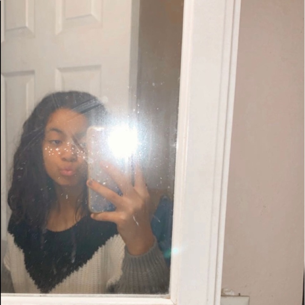 Meet your Posher, Jasmine